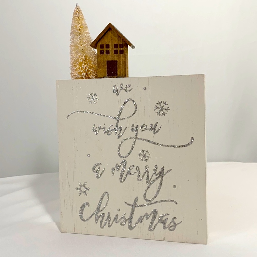 Silver & Snow “We Wish you a Merry Christmas” tabletop decoration